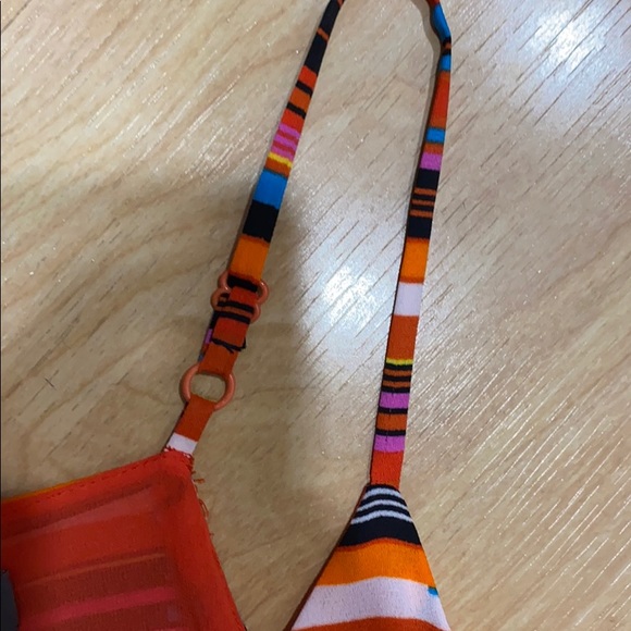 VINCE CAMUTO HAVANA NIGHTS DRESS - Picture 4 of 5